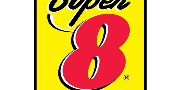 Super 8 Logo